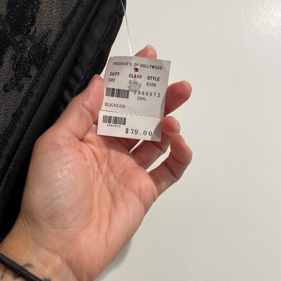 Fredericks of Hollywood corset - Picture 4 of 7